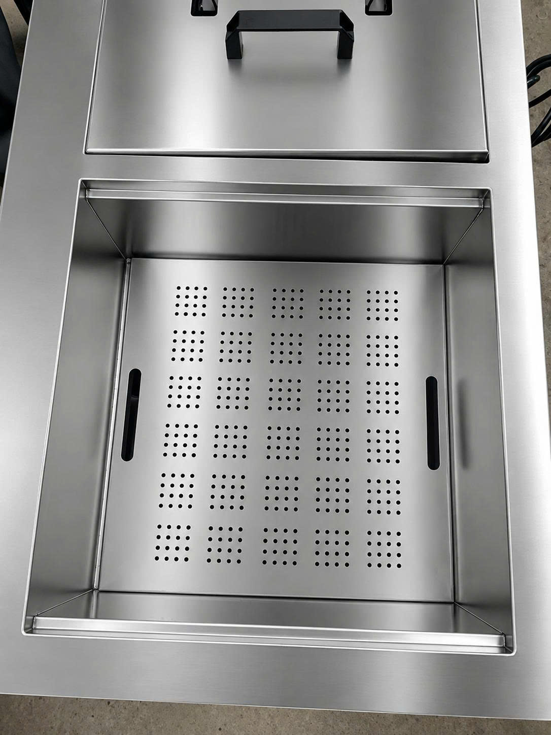 Chất liệu Inox